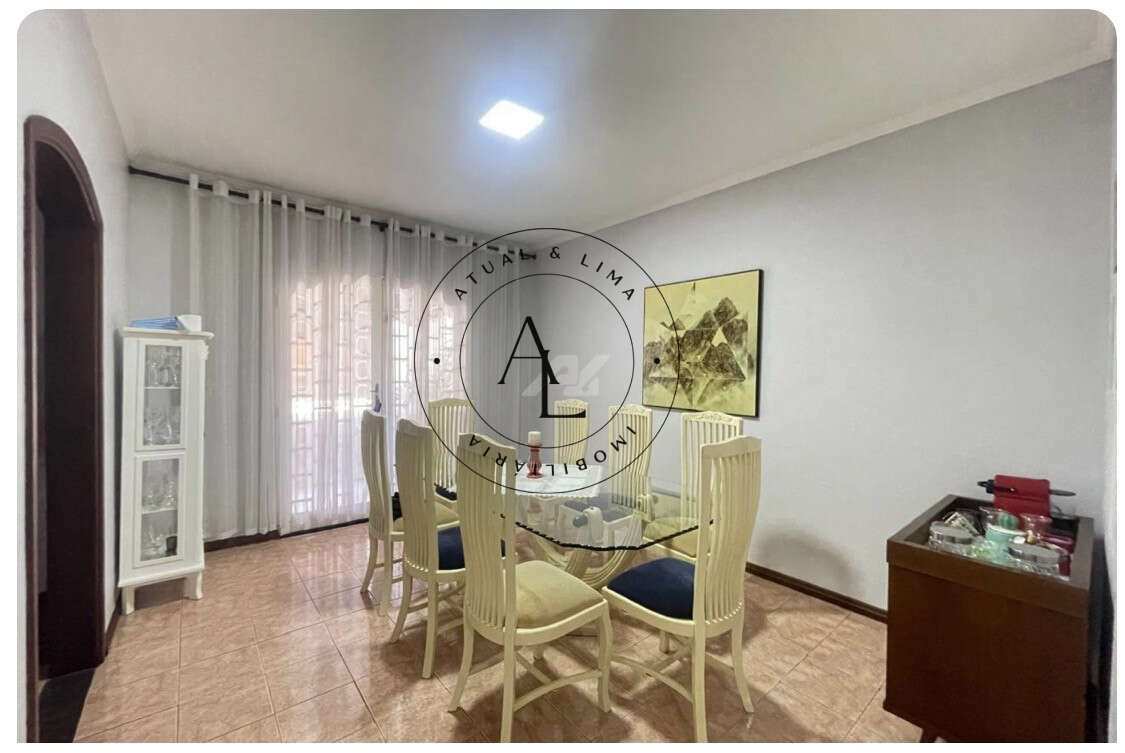Casa, 4 quartos, 250 m² - Foto 9