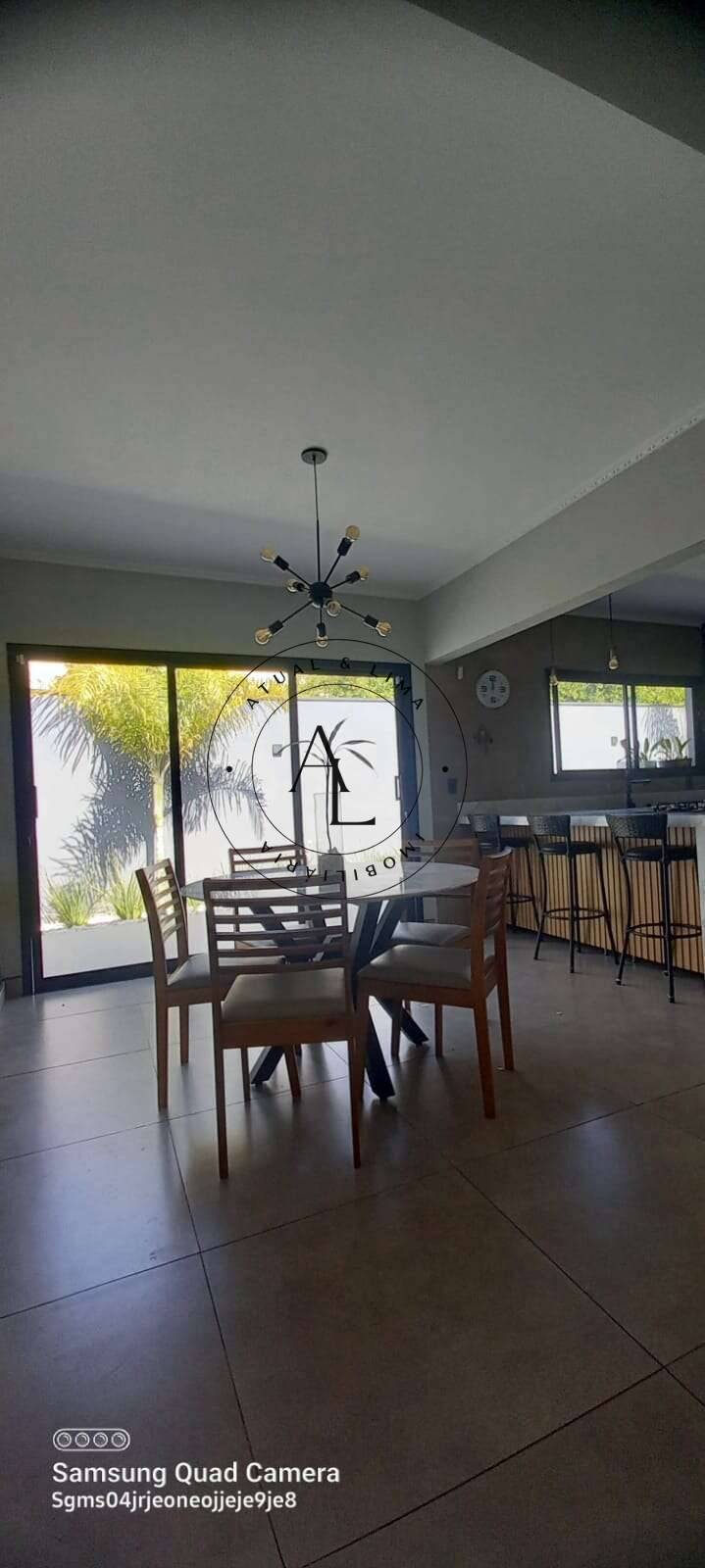 Casa à venda em Indaiatuba, Parque São Lourenço, com 3 quartos, 180m² - Atual & Lima Imoveis