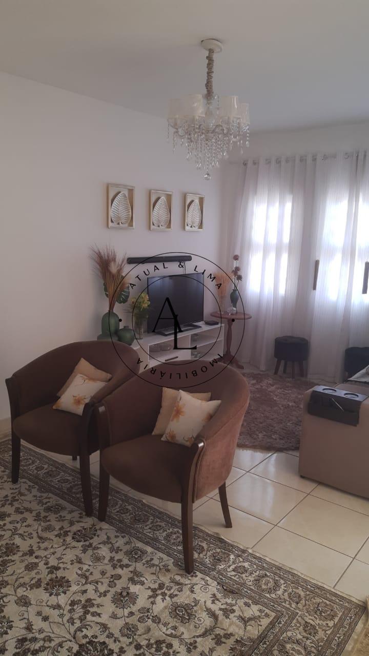 Casa Aconchegante com 3 Quartos (1 Suíte), Quintal e Jardim na Frente! - Atual & Lima Imoveis