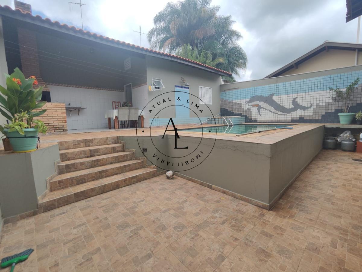 Casa com Piscina e Suíte Master – Seu Refúgio dos Sonhos! - Atual & Lima Imoveis