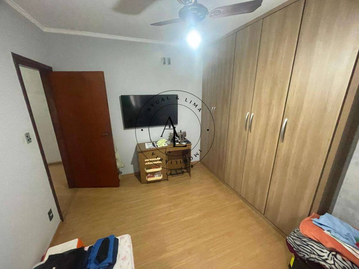 Casa, 4 quartos, 225 m² - Foto 8