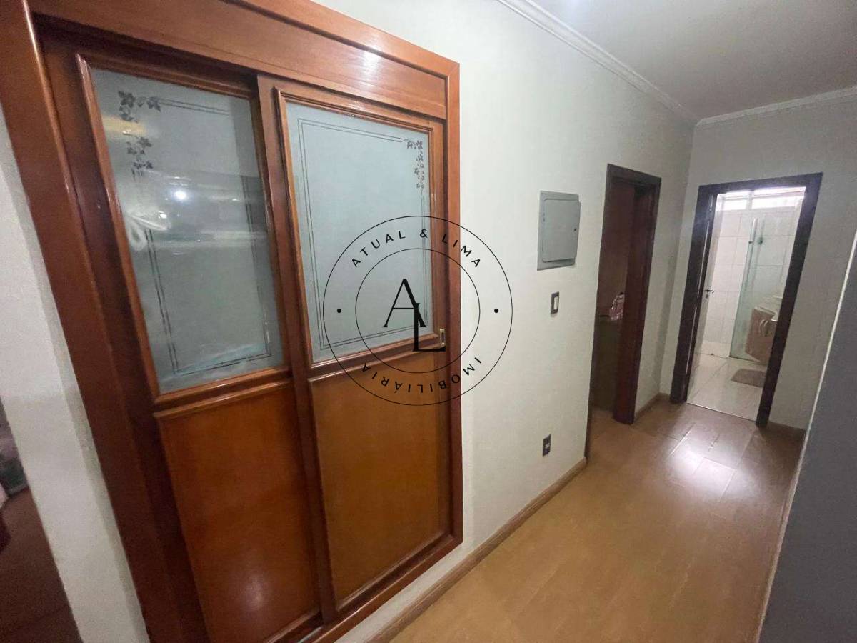 Casa, 4 quartos, 225 m² - Foto 9
