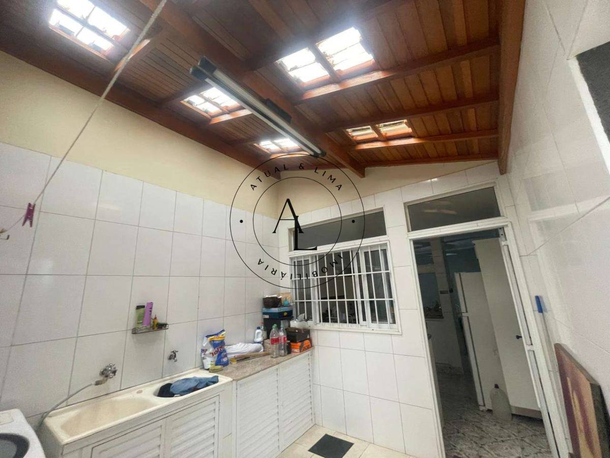 Casa, 4 quartos, 225 m² - Foto 14