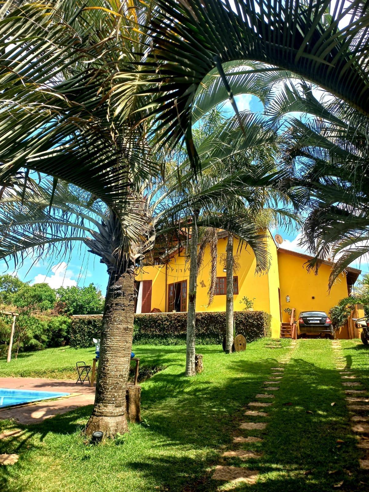 Chácara à Venda com 3 Dormitórios, 2 Banheiros e 1000m² de Área Total – Conforto e Espaço para Toda a Família! - Atual & Lima Imoveis