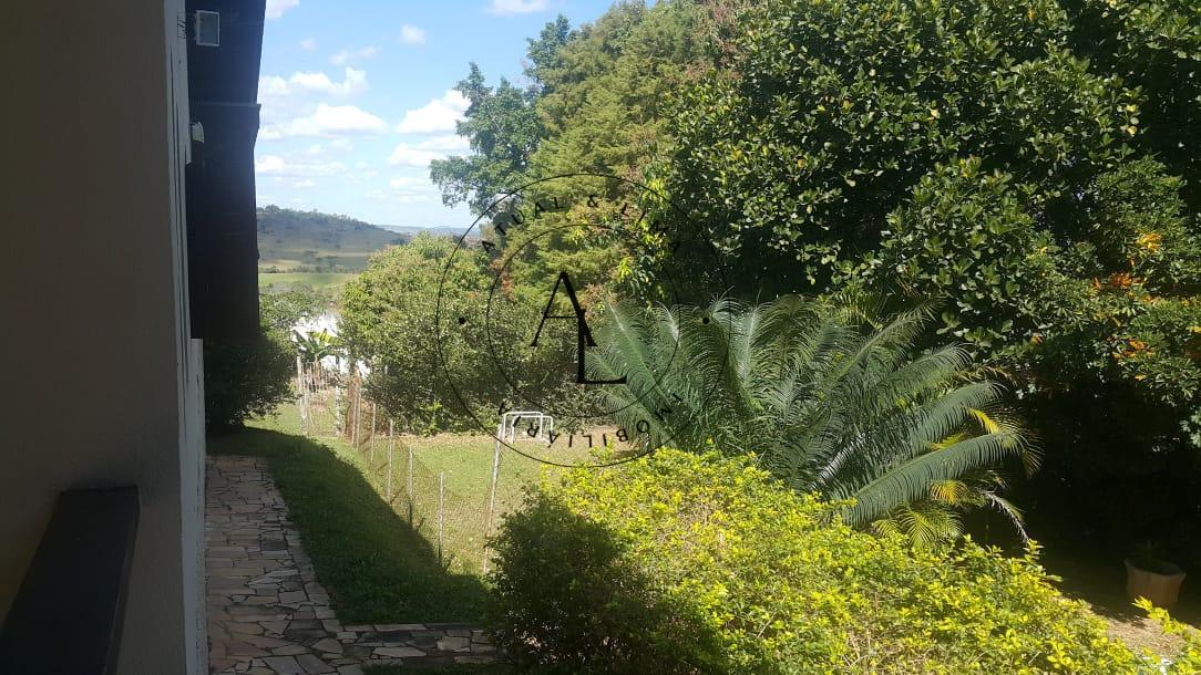 Chácara à venda com 2 quartos, 1330m² - Foto 10