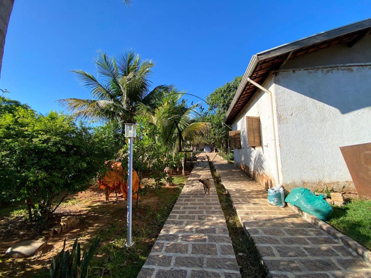 Oportunidade Única! Linda Chácara à Venda em Campinas – Conforto e Natureza em um Só Lugar! - Atual & Lima Imoveis